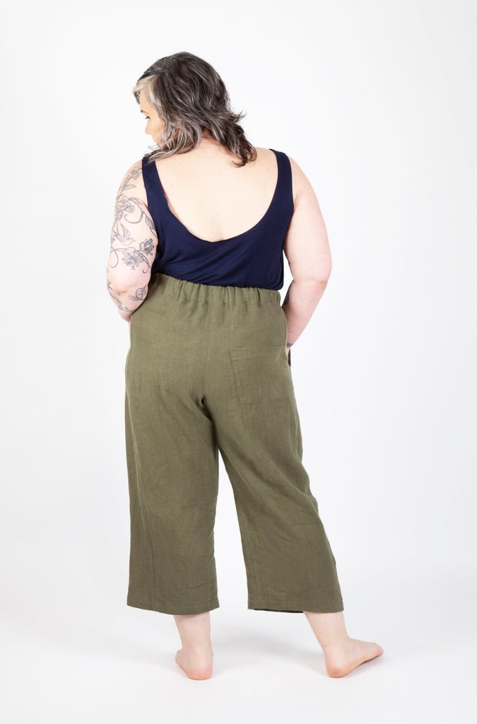 Free Range Pants Plus Size Pattern | Frankie Rose Fabrics