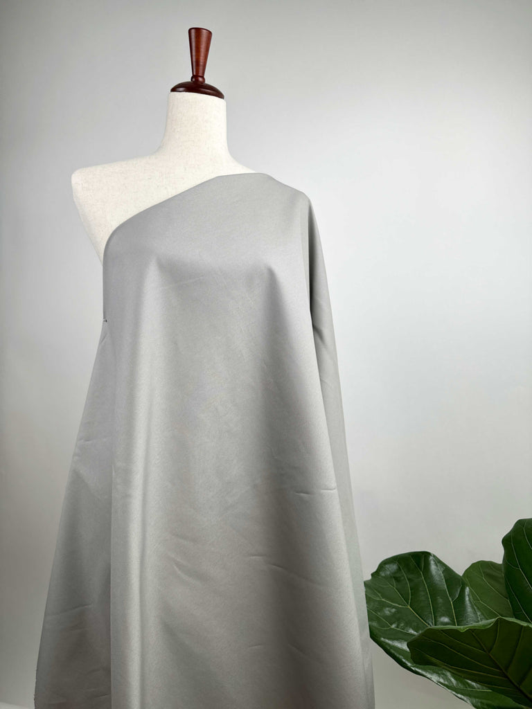 Relaxed Organic Cotton Twill Fabric in Cloud-Fabric-Frankie Rose Fabrics