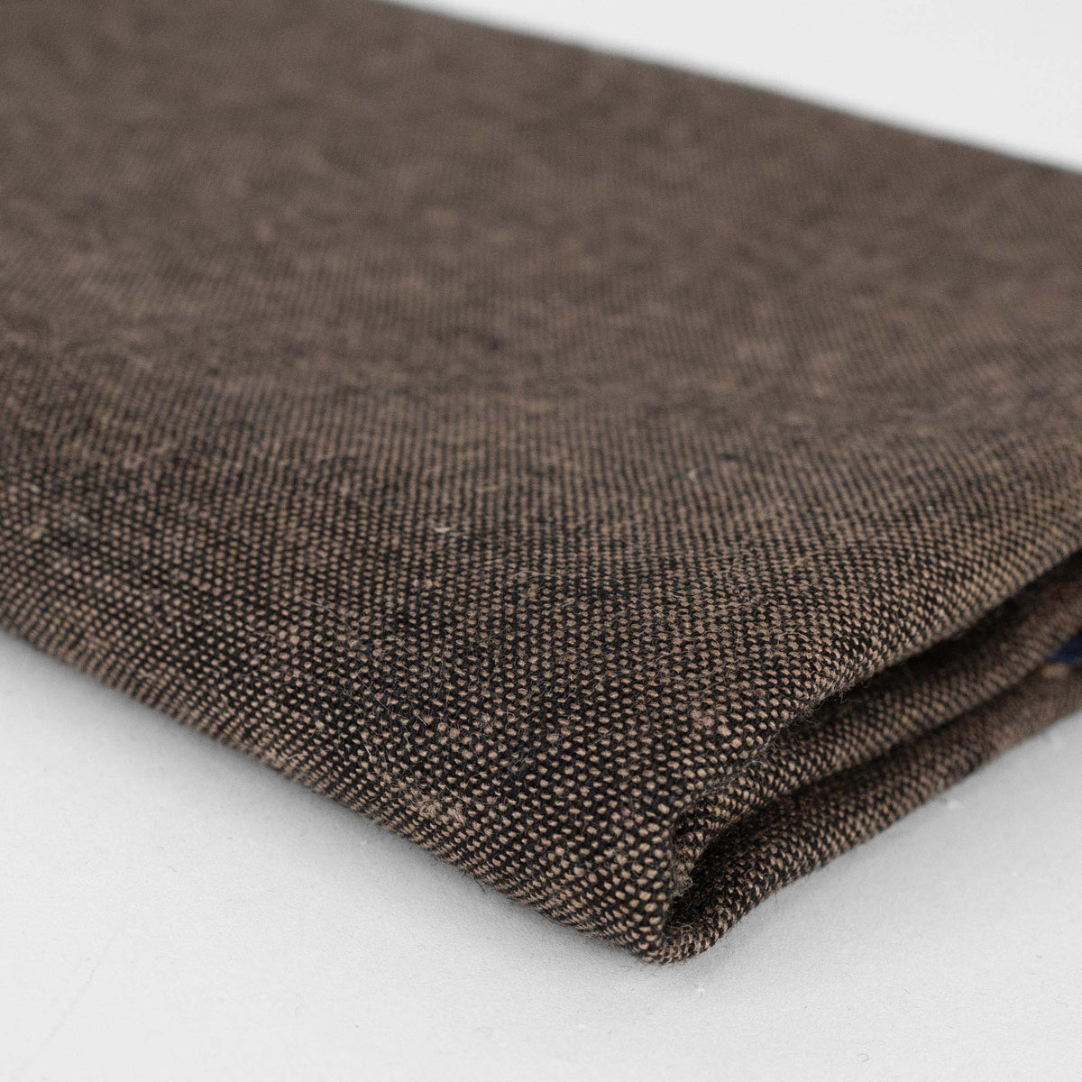 Brussels Washer Yarn-Dyed Linen Rayon Blend Fabric in Espresso ...