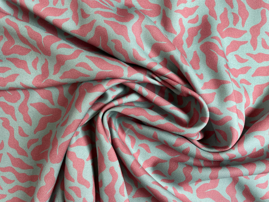 Floral Ecovero Rayon Twill Fabric in Evolve