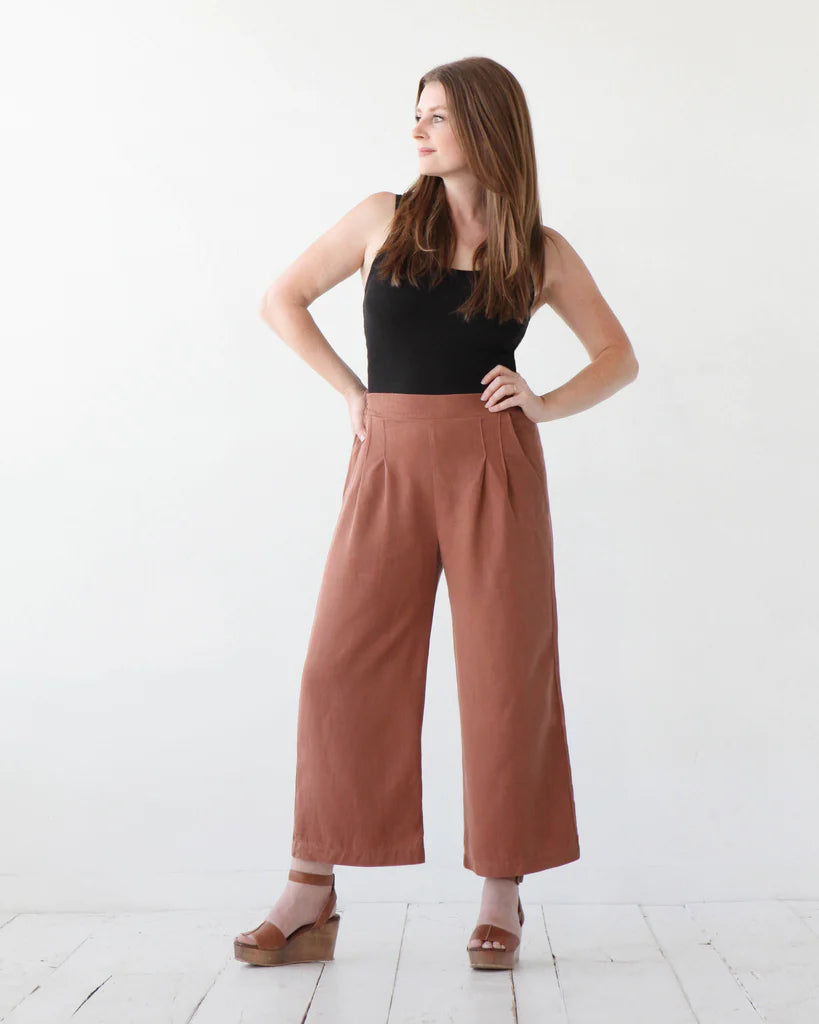 Emerson Pant & Short Sewing Pattern | Frankie Rose Fabrics